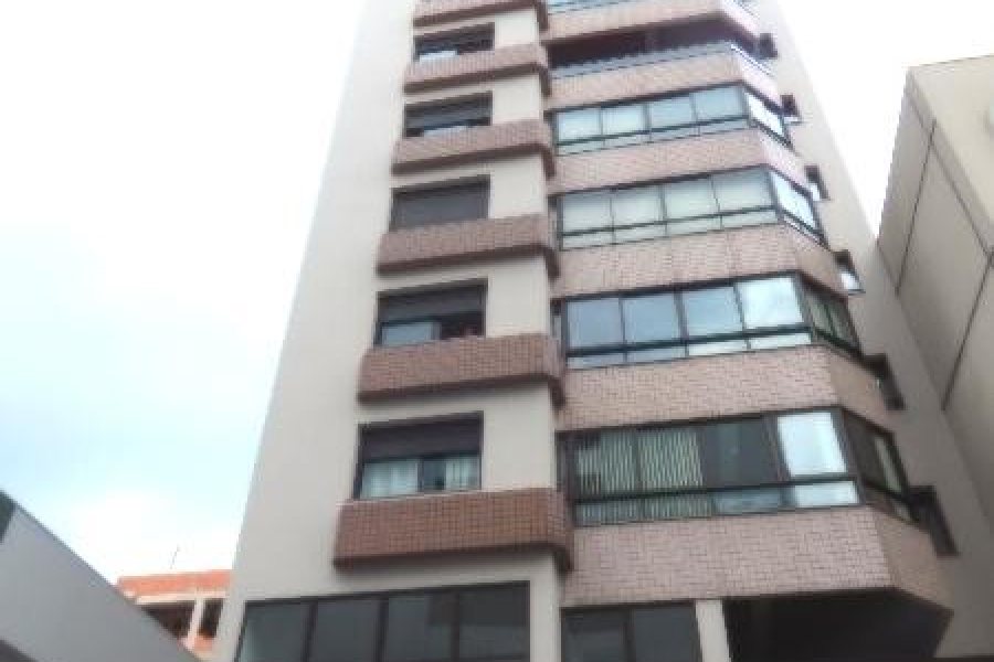 Apartamento com 126m², 3 dormitórios, 1 vaga, no bairro São Pelegrino em Caxias do Sul para Alugar