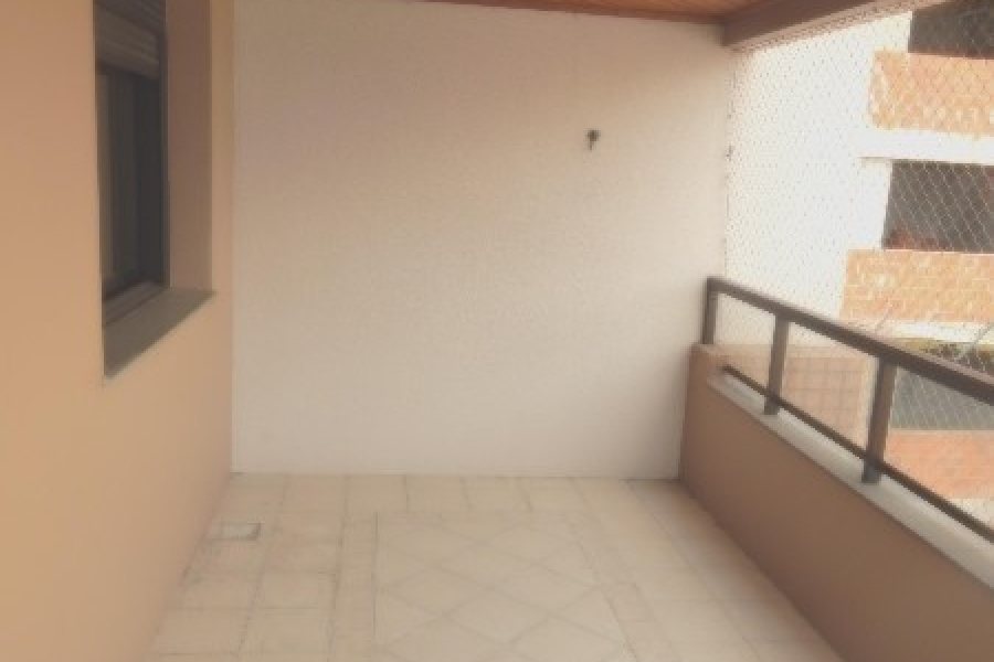 Apartamento com 126m², 3 dormitórios, 1 vaga, no bairro São Pelegrino em Caxias do Sul para Alugar