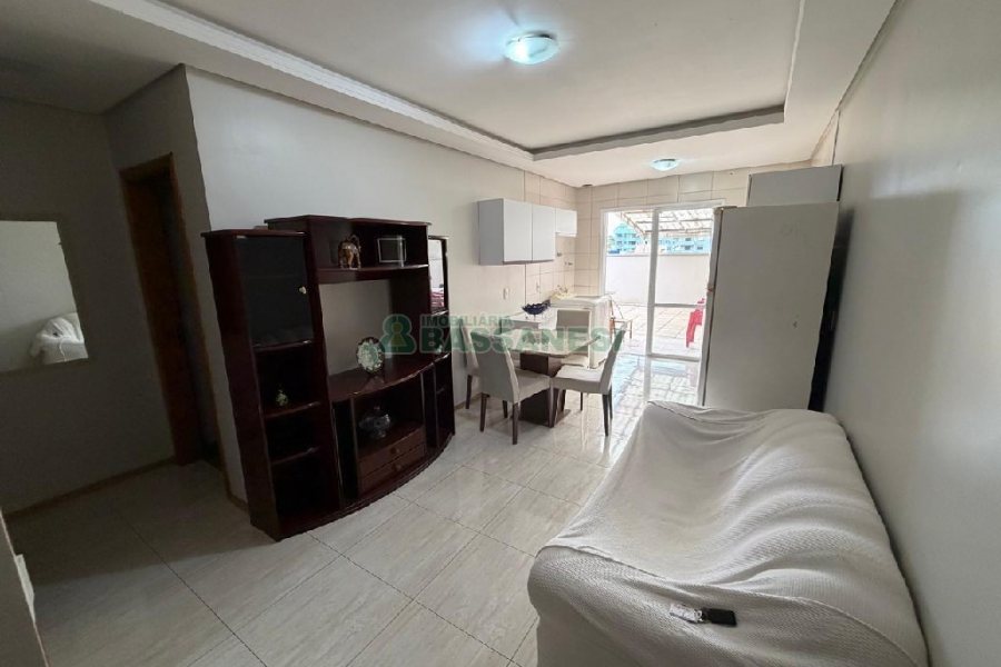 Apto Mobiliado com 82m², 2 dormitórios, 2 vagas, no bairro Sagrada Família em Caxias do Sul para Alugar