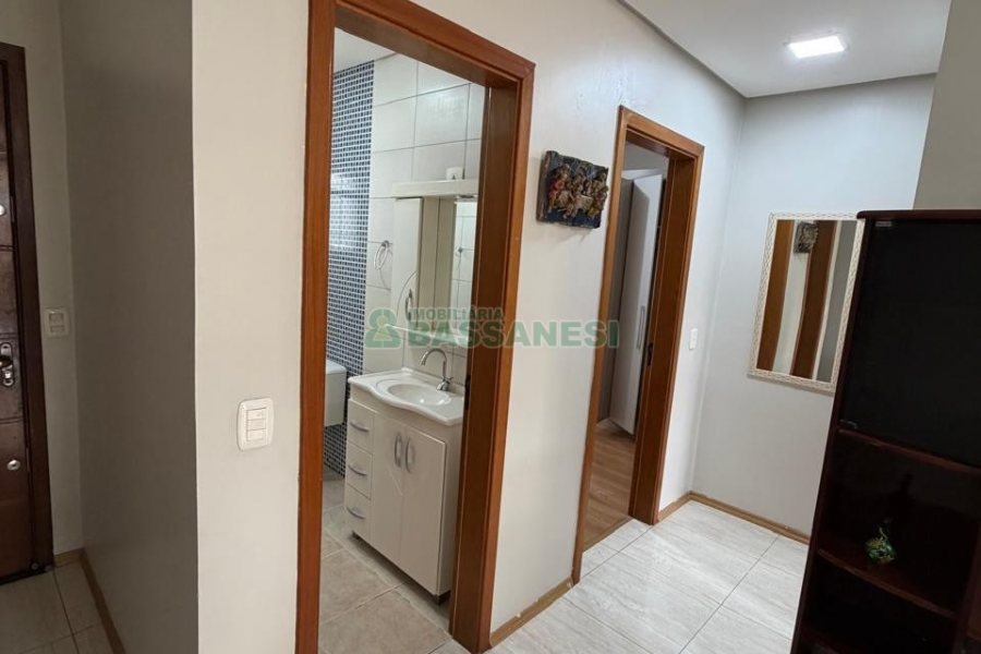 Apto Mobiliado com 82m², 2 dormitórios, 2 vagas, no bairro Sagrada Família em Caxias do Sul para Alugar