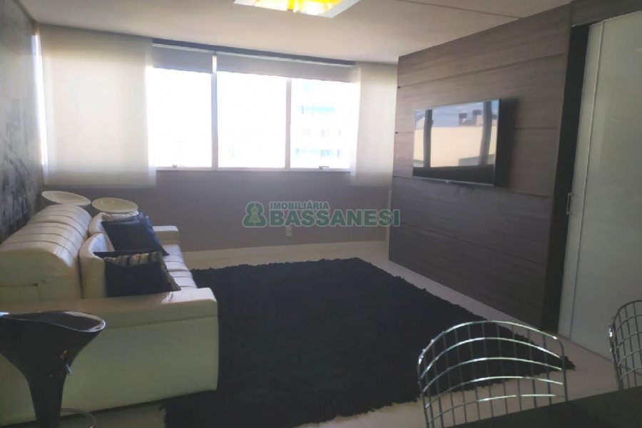 Apto Mobiliado com 52m², 1 dormitório, 1 vaga, no bairro Sanvitto em Caxias do Sul para Alugar