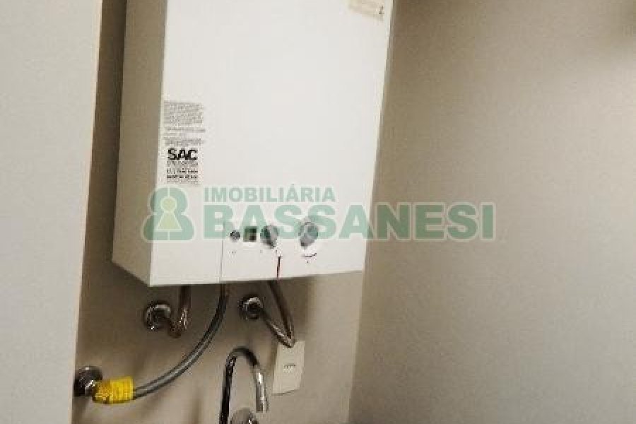 Apto Mobiliado com 52m², 1 dormitório, 1 vaga, no bairro Sanvitto em Caxias do Sul para Alugar