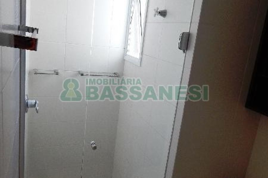 Apto Mobiliado com 52m², 1 dormitório, 1 vaga, no bairro Sanvitto em Caxias do Sul para Alugar