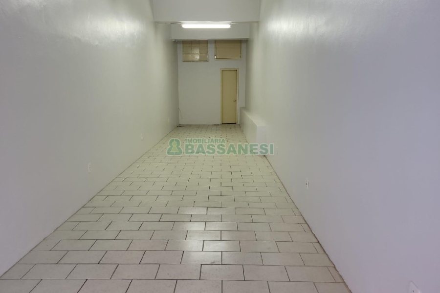 Loja com 80m², no bairro Centro em Caxias do Sul para Alugar