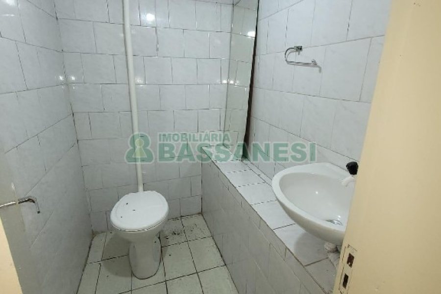 Loja com 80m², no bairro Centro em Caxias do Sul para Alugar