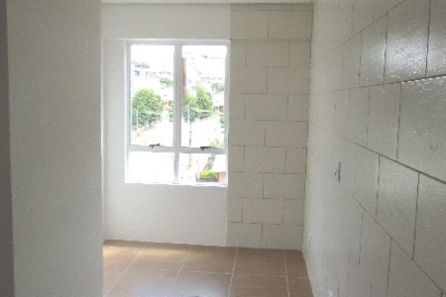 Apartamento com 40m², 1 dormitório, 1 vaga, no bairro Presidente Vargas em Caxias do Sul para Alugar