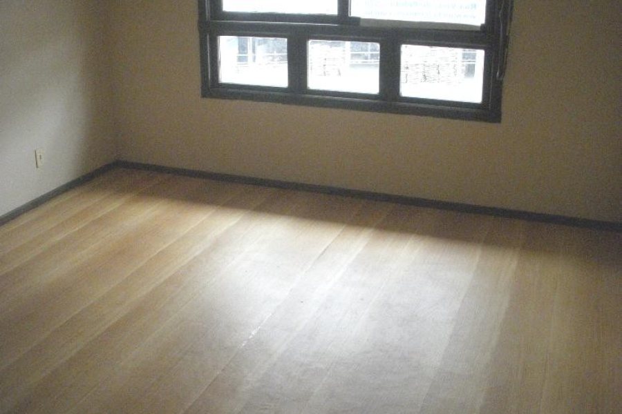 Apartamento com 102m², 3 dormitórios, 1 vaga, no bairro São José em Caxias do Sul para Comprar