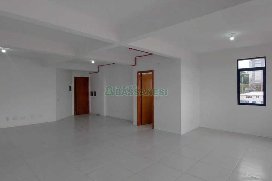 Sala com 59m², no bairro Lourdes em Caxias do Sul para Alugar