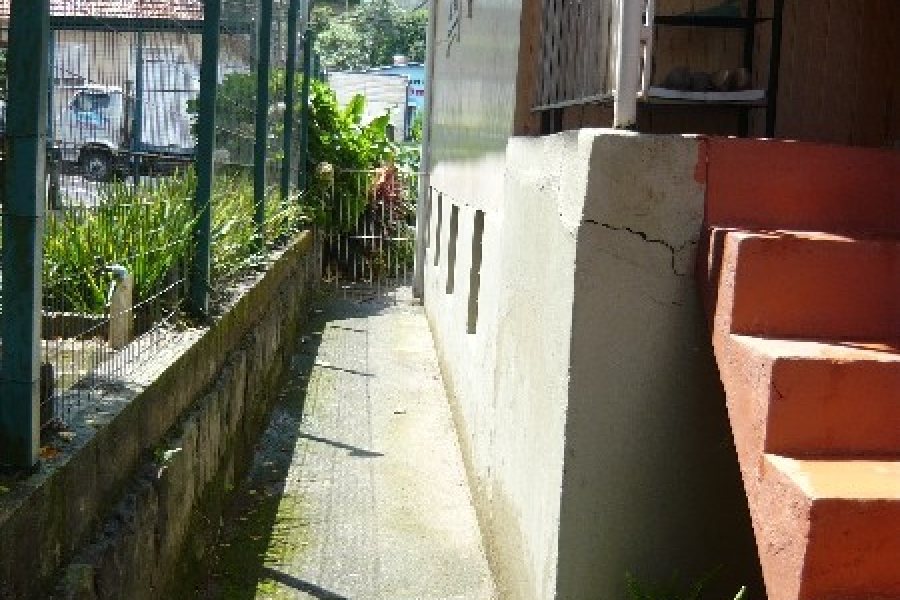 Casa com 180m², 3 dormitórios, no bairro Rio Branco em Caxias do Sul para Comprar