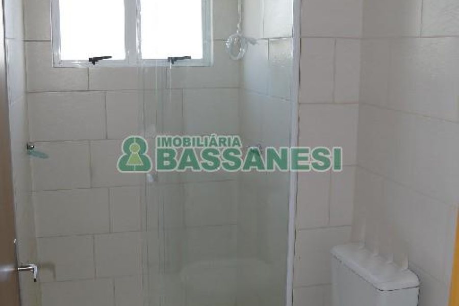 Apto Mobiliado com 33m², 1 dormitório, 1 vaga, no bairro Presidente Vargas em Caxias do Sul para Alugar ou Comprar