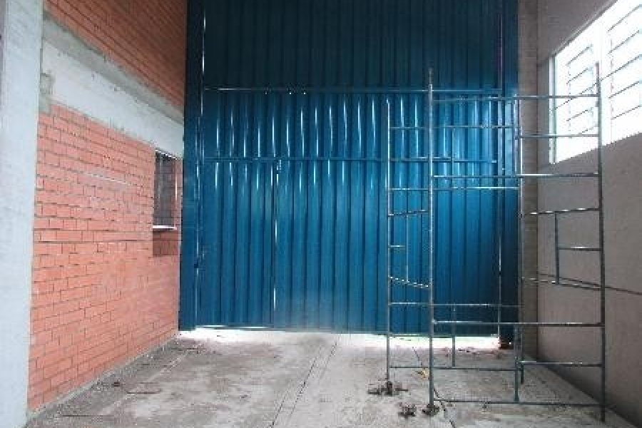 Pavilhão com 1563m², no bairro Nossa Senhora da Saúde em Caxias do Sul para Alugar