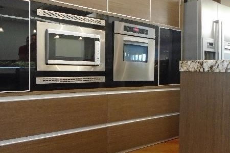 Apto Mobiliado com 250m², 3 dormitórios, 2 vagas, no bairro São Pelegrino em Caxias do Sul para Comprar