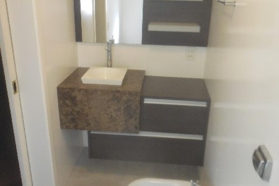 Apto Mobiliado com 250m², 3 dormitórios, 2 vagas, no bairro São Pelegrino em Caxias do Sul para Comprar