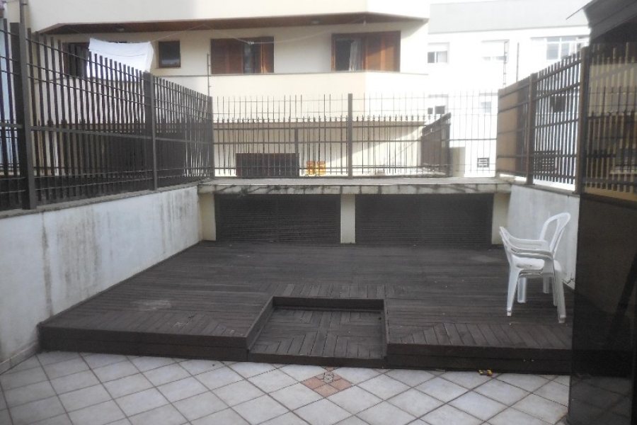 Apto Mobiliado com 250m², 3 dormitórios, 2 vagas, no bairro São Pelegrino em Caxias do Sul para Comprar