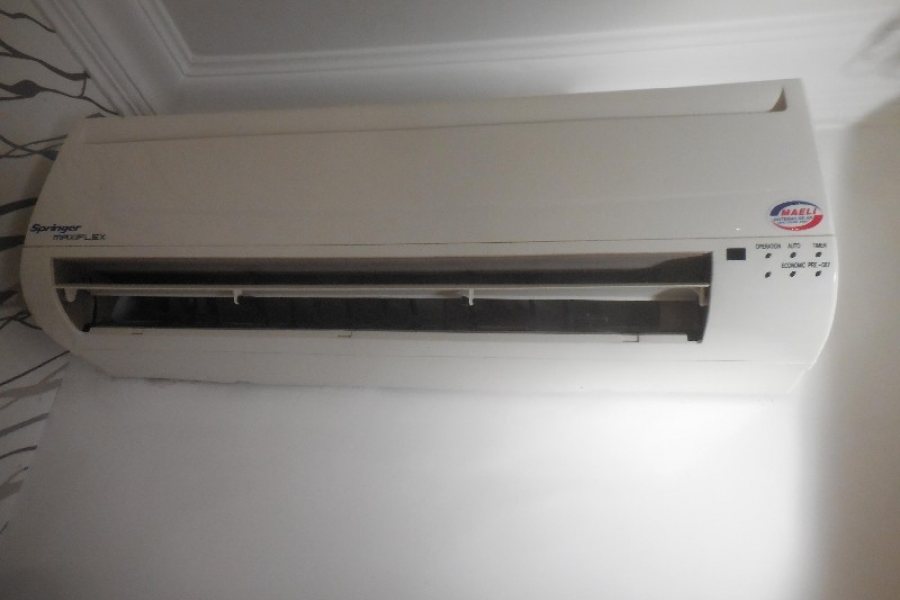 Apto Mobiliado com 250m², 3 dormitórios, 2 vagas, no bairro São Pelegrino em Caxias do Sul para Comprar