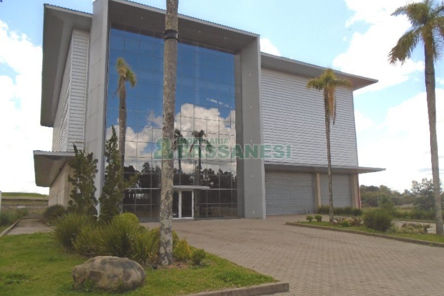 Pavilhão com 1534m², no bairro Forqueta em Caxias do Sul para Alugar