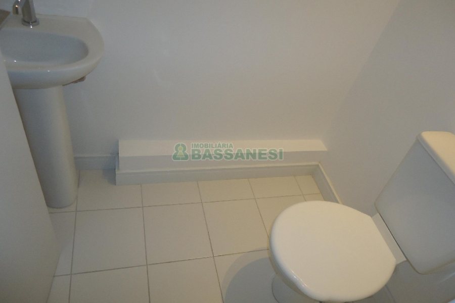 Sala com 45m², no bairro Pio X em Caxias do Sul para Comprar