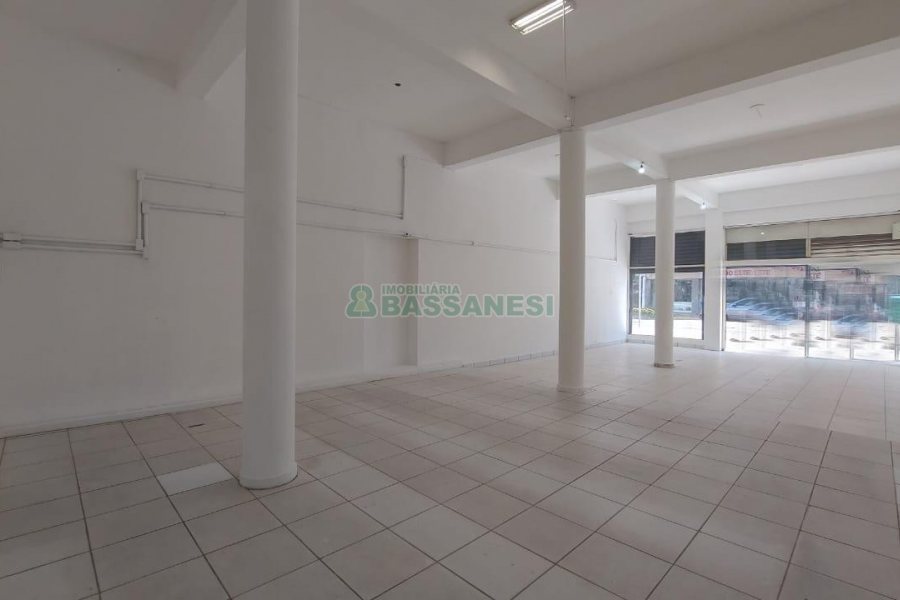 Loja com 80m², no bairro Centro em Caxias do Sul para Alugar
