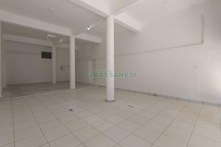 Loja com 80m², no bairro Centro em Caxias do Sul para Alugar