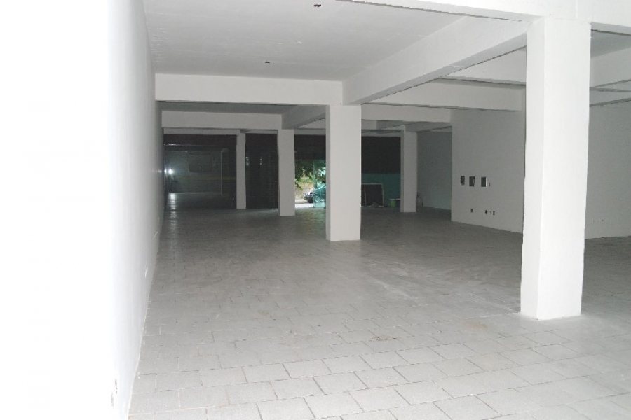 Loja com 259m², no bairro Marechal Floriano em Caxias do Sul para Alugar