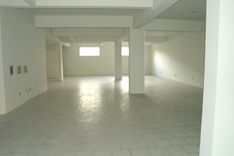 Loja com 259m², no bairro Marechal Floriano em Caxias do Sul para Alugar