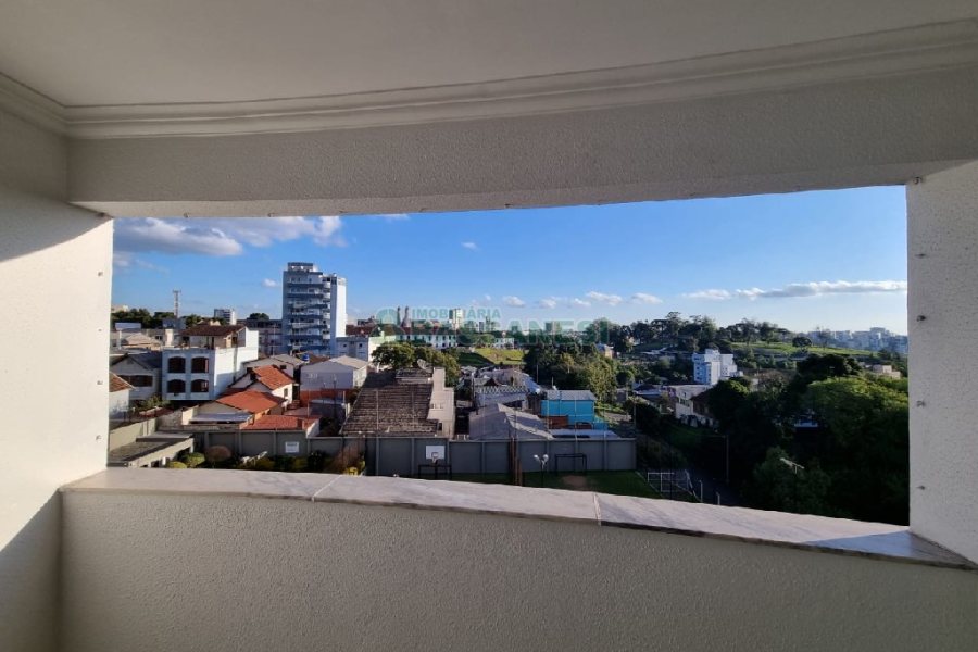 Apartamento com 94m², 3 dormitórios, 1 vaga, no bairro Rio Branco em Caxias do Sul para Comprar