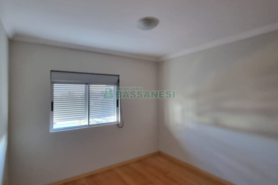 Apartamento com 94m², 3 dormitórios, 1 vaga, no bairro Rio Branco em Caxias do Sul para Comprar
