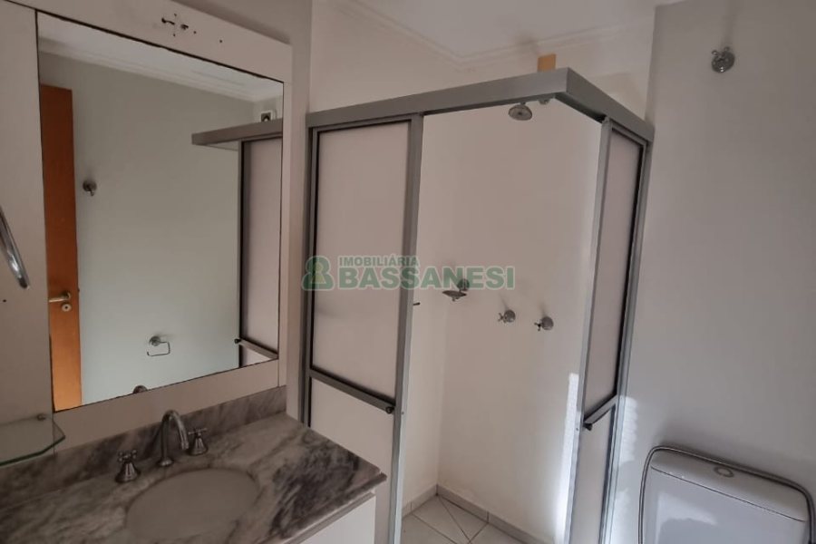 Apartamento com 94m², 3 dormitórios, 1 vaga, no bairro Rio Branco em Caxias do Sul para Comprar