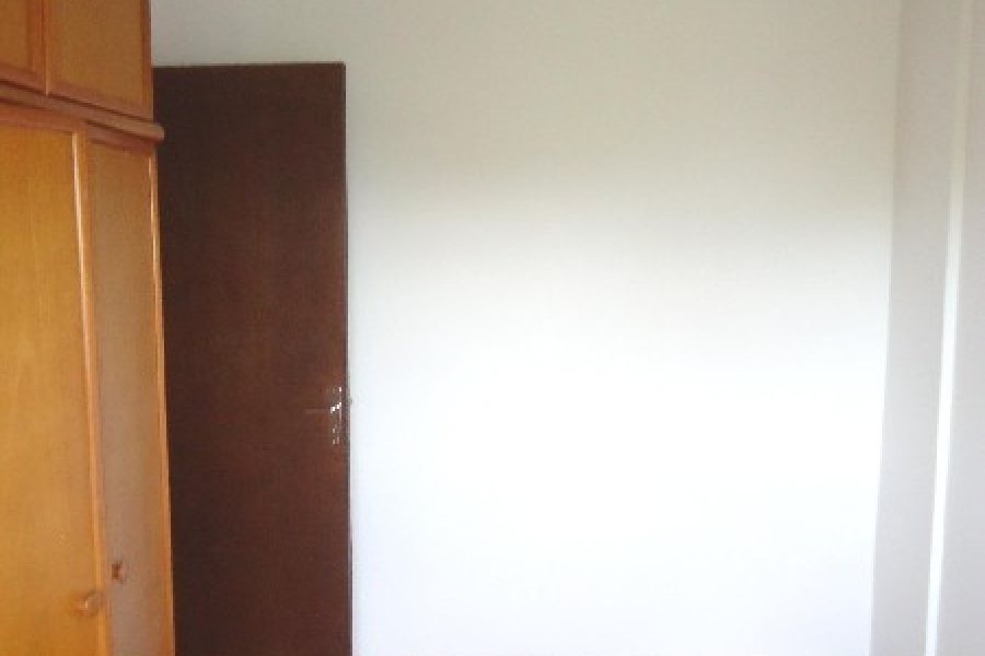 Apartamento, 2 dormitórios, 1 vaga, no bairro Madureira em Caxias do Sul para Alugar