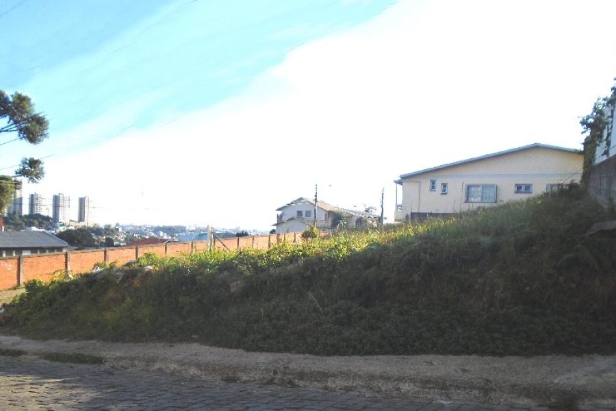 Terreno com 357m², no bairro Fatima em Caxias do Sul para Alugar