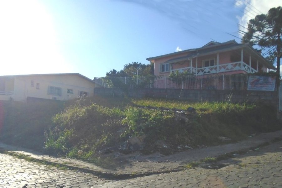 Terreno com 357m², no bairro Fatima em Caxias do Sul para Alugar