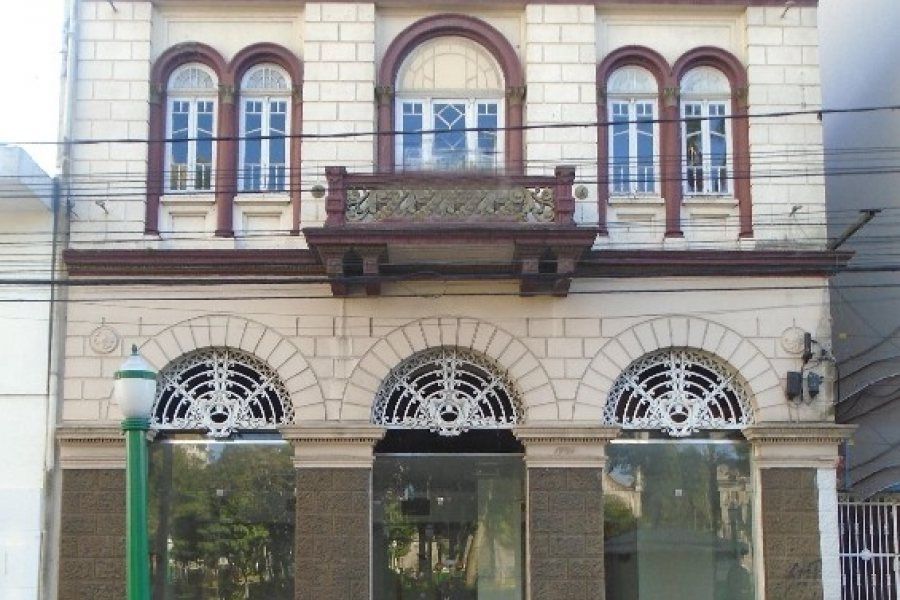 Loja com 200m², no bairro Centro em Caxias do Sul para Alugar