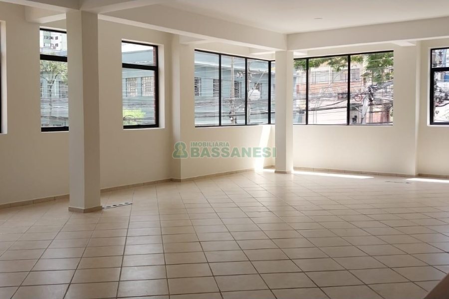 Loja com 177m², no bairro Centro em Caxias do Sul para Alugar