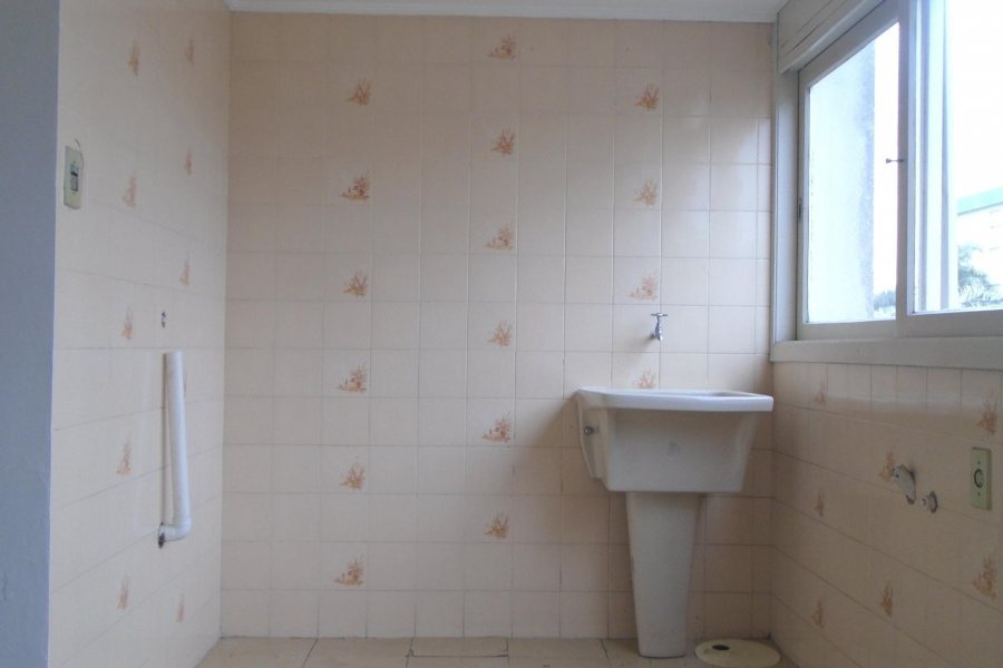 Apartamento com 50m², 2 dormitórios, no bairro Lourdes em Caxias do Sul para Comprar