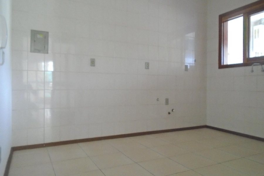 Apartamento com 66m², 2 dormitórios, 1 vaga, no bairro São Leopoldo em Caxias do Sul para Comprar