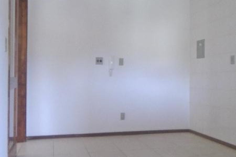 Apartamento com 66m², 2 dormitórios, 1 vaga, no bairro São Leopoldo em Caxias do Sul para Comprar