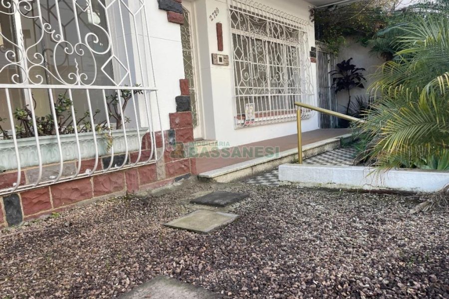 Casa com 300m², no bairro Centro em Caxias do Sul para Comprar