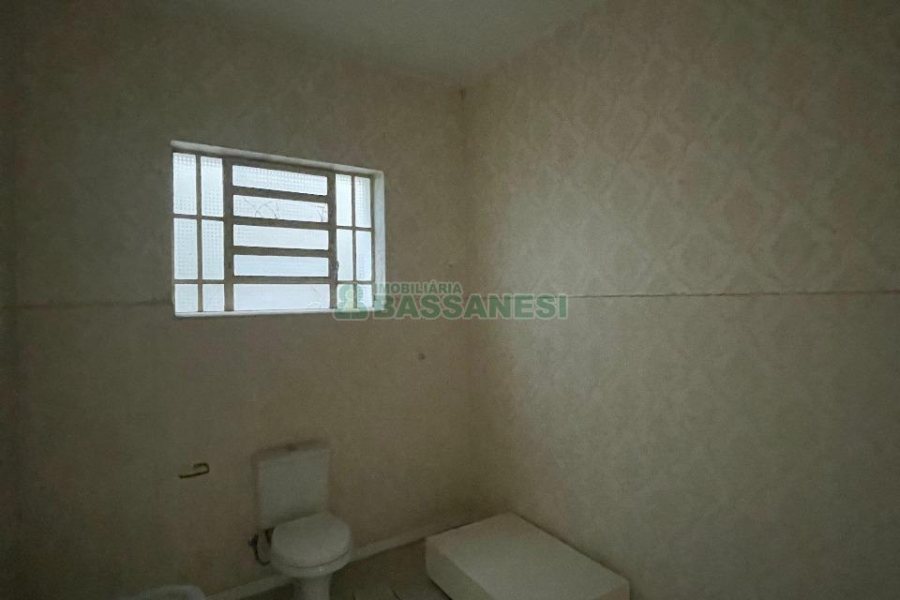 Casa com 300m², no bairro Centro em Caxias do Sul para Comprar