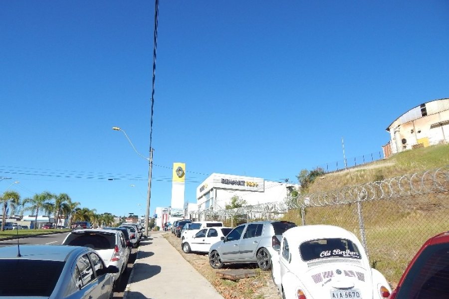 Loja com 1500m², no bairro Interlagos em Caxias do Sul para Alugar