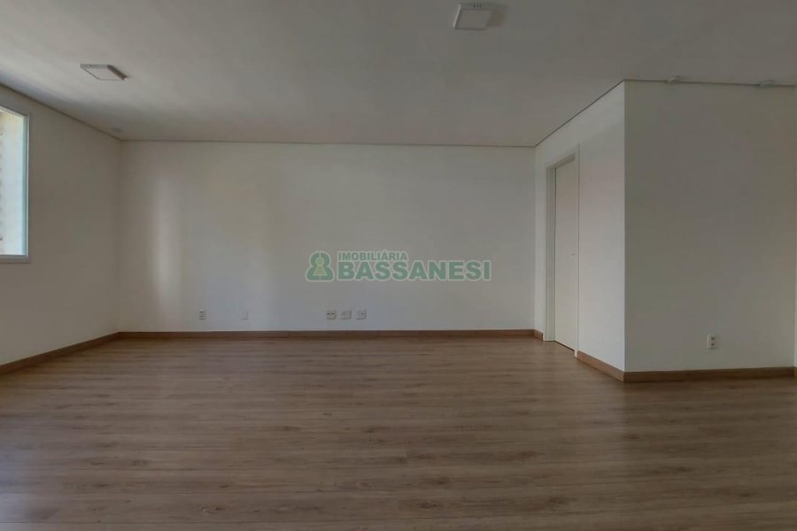 Sala com 63m², no bairro São Pelegrino em Caxias do Sul para Alugar