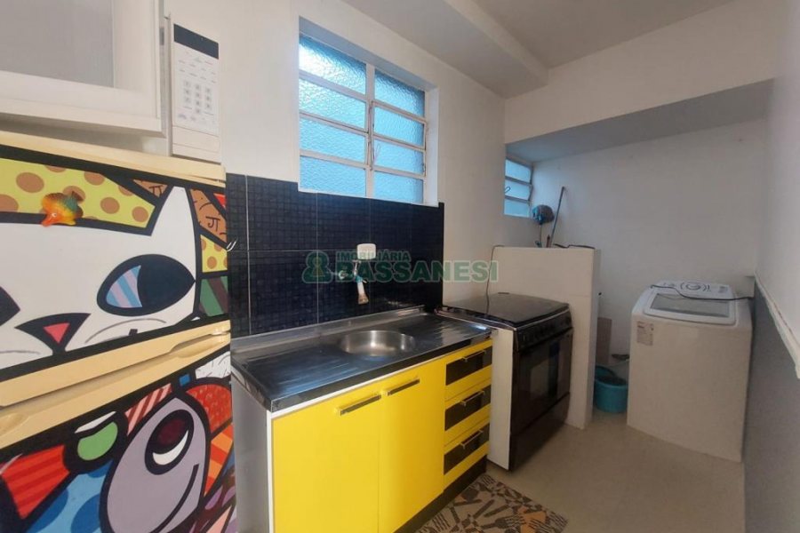 Apto Mobiliado com 38m², 1 dormitório, no bairro Centro em Caxias do Sul para Alugar