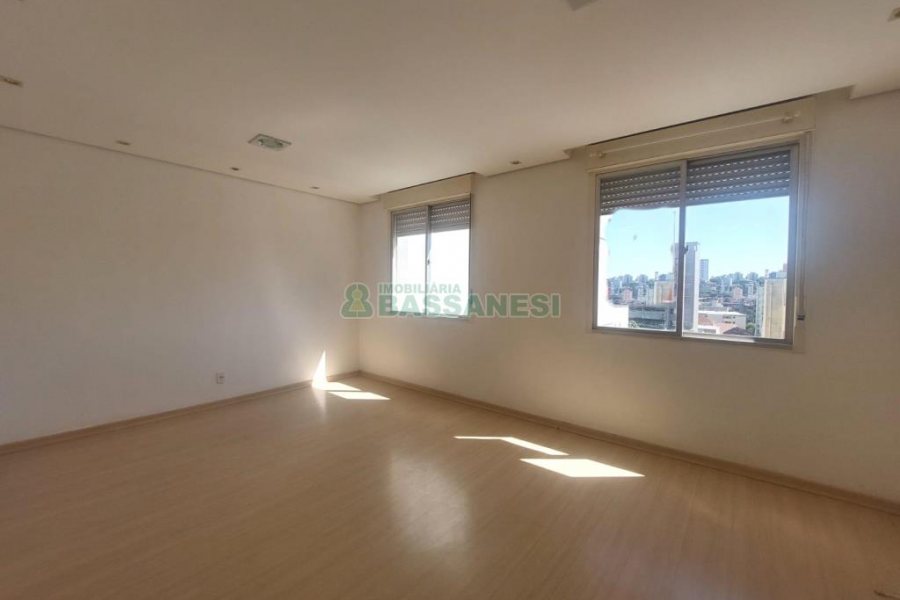 Apto Mobiliado com 38m², 1 dormitório, no bairro Centro em Caxias do Sul para Alugar