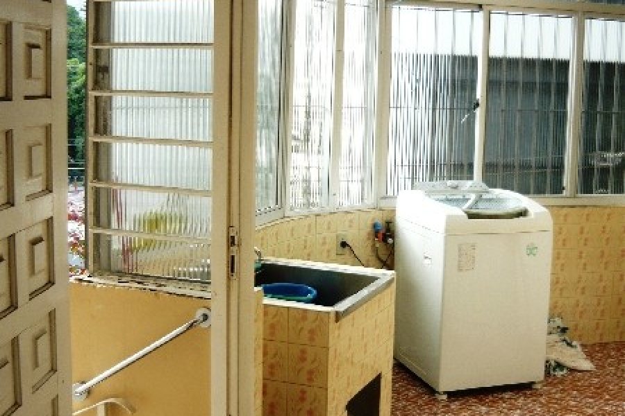 Casa com 250m², 4 dormitórios, 5 vagas, no bairro Pio X em Caxias do Sul para Comprar