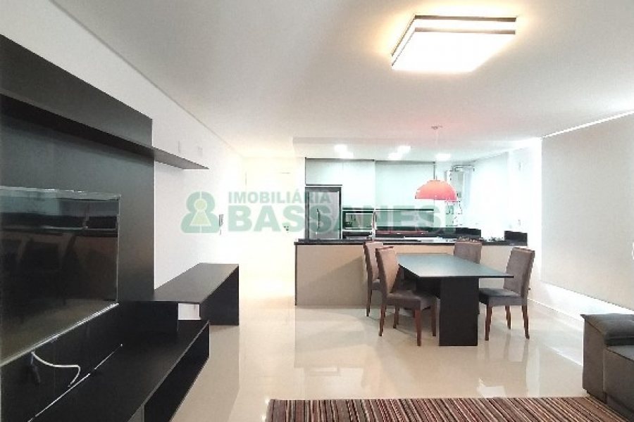 Apto Mobiliado com 54m², 1 dormitório, 1 vaga, no bairro Centro em Caxias do Sul para Alugar