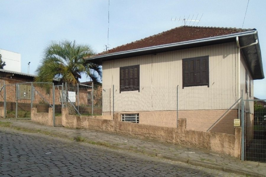 Casa com 63m², 4 dormitórios, no bairro Bela Vista em Caxias do Sul para Alugar