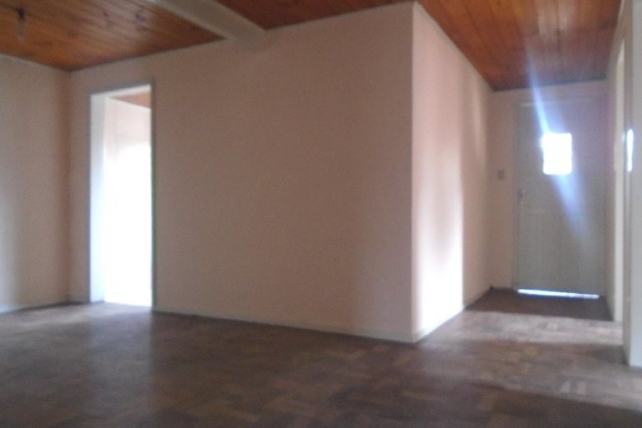 Casa com 63m², 4 dormitórios, no bairro Bela Vista em Caxias do Sul para Alugar