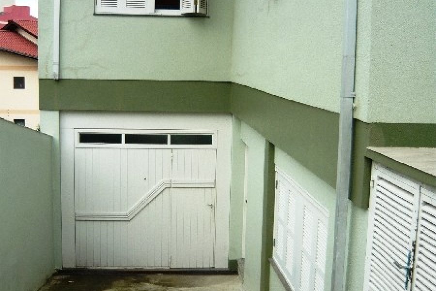 Casa com 320m², 8 dormitórios, 5 vagas, no bairro Bela Vista em Caxias do Sul para Comprar