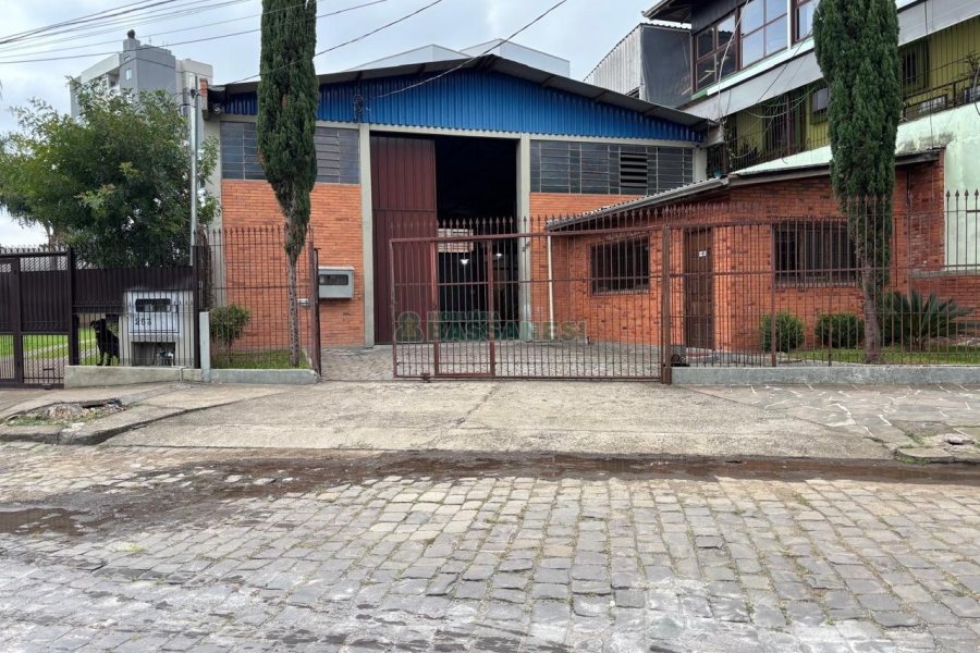 Pavilhão com 344m², no bairro Santa Catarina em Caxias do Sul para Alugar