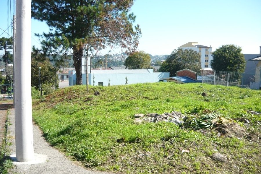 Terreno, no bairro Sao Caetano em Caxias do Sul para Comprar