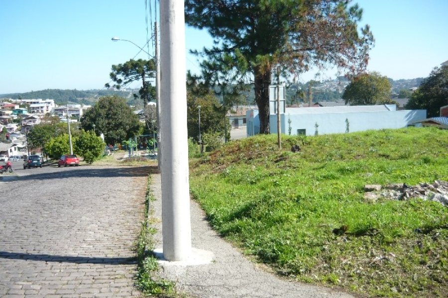 Terreno, no bairro Sao Caetano em Caxias do Sul para Comprar